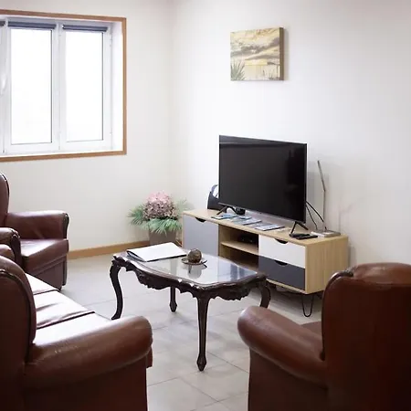 Cantinho Do Cruzeiro Lajes * Praia da Vitória